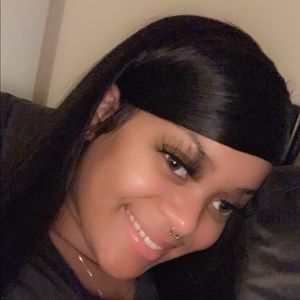 Meet your Posher, Corrin